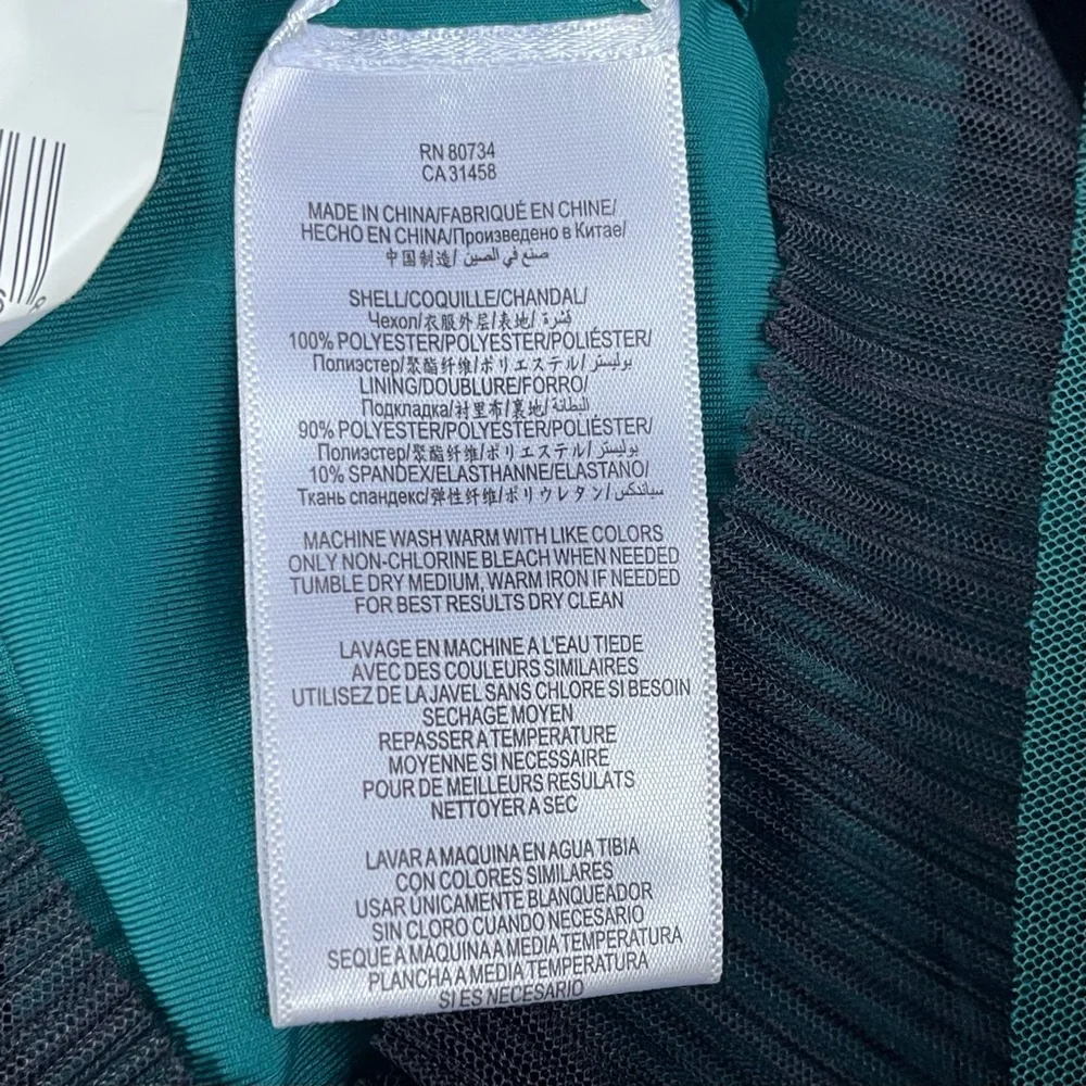 BCBG MAXAZRIA ~ Beautiful Sheer Navy over Green “Sven” Mini Dress ~ Size XS - Picture 10 of 10